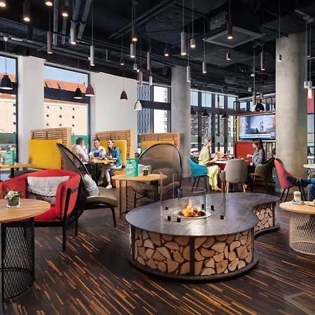 - Centre By Ihg 4*