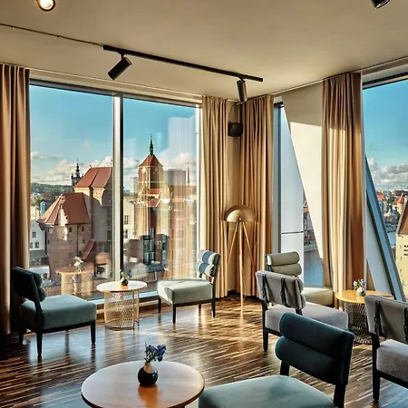 - Centre By Ihg מלון 4*