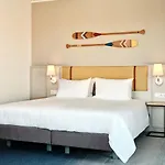 - Centre By Ihg