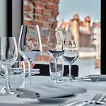 Hotel - Centre By Ihg 4*