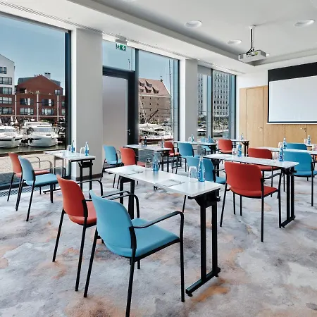 - Centre By Ihg 4* Γκντανσκ