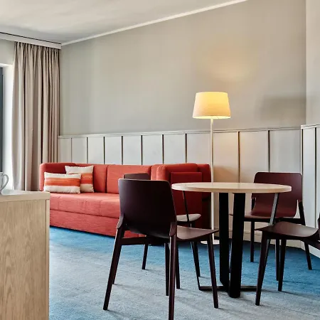 - Centre By Ihg Hotel 4*