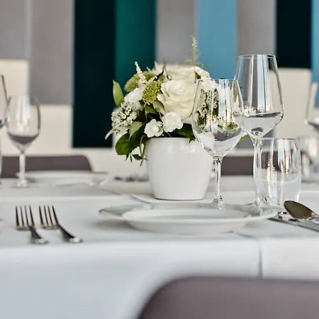 Hotel - Centre By Ihg Gdansk