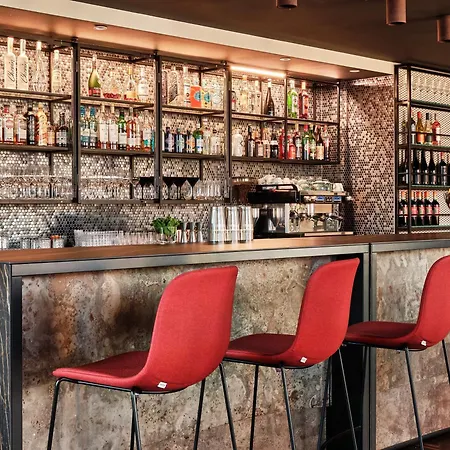 Hotel - Centre By Ihg 4*