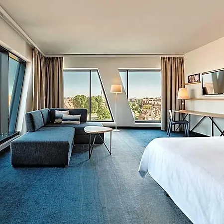 Szálloda - Centre By Ihg 4*
