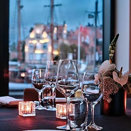 - Centre By Ihg Otel Gdansk
