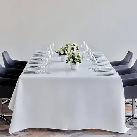 - Centre By Ihg 4*