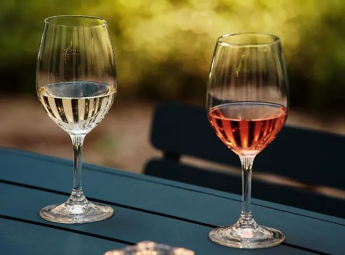 - Centre By Ihg Hotel Gdańsk