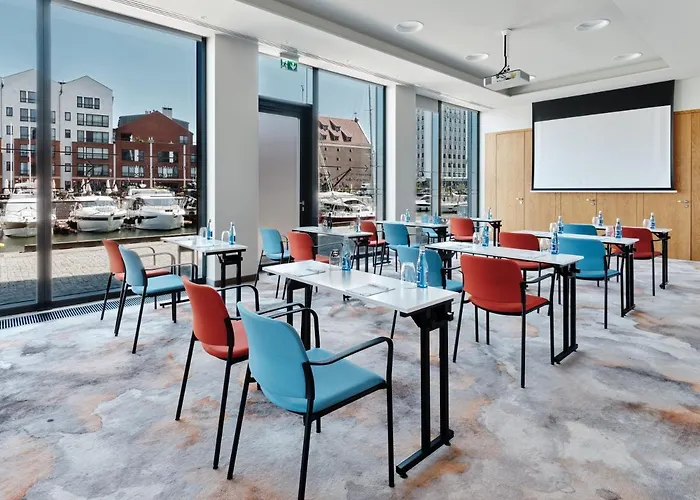 - Centre By Ihg 4* Гданьск