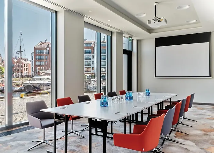 - Centre By Ihg Hotel 4*