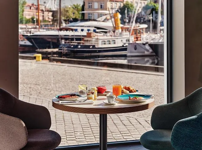 - Centre By Ihg Hotel Gdańsk