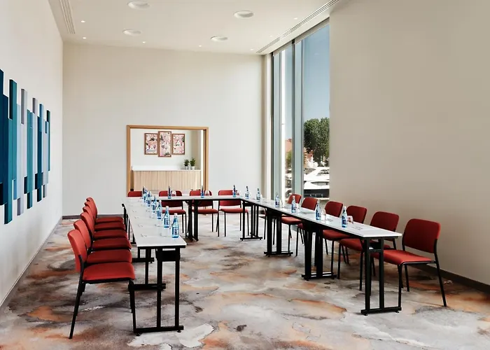 - Centre By Ihg Hotel 4*