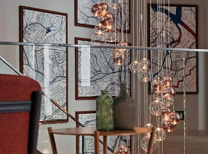 - Centre By Ihg Отель